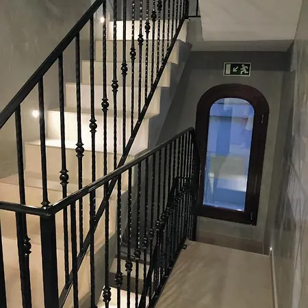 F2 Old Theatre - Centre Of & Mdina Apartman