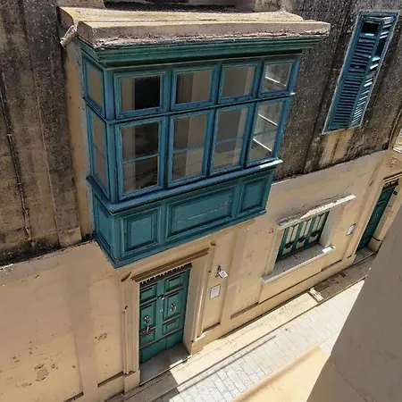 F2 Old Theatre - Centre Of & Mdina Rabat